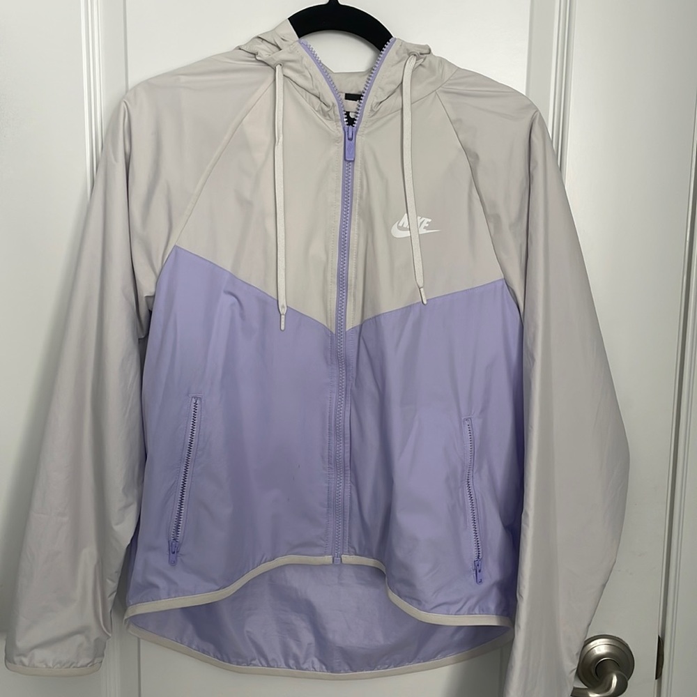 Nike Women’s Windbreaker